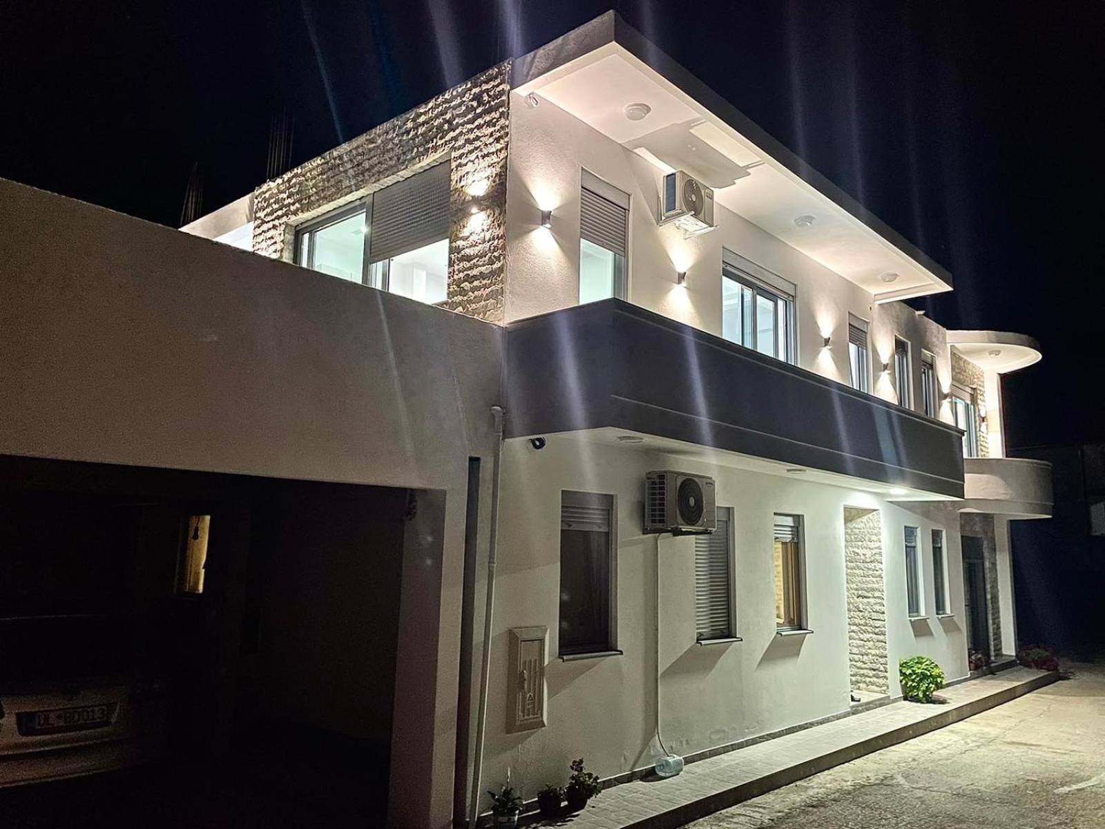 Nesi Apartments 울친 외부 사진